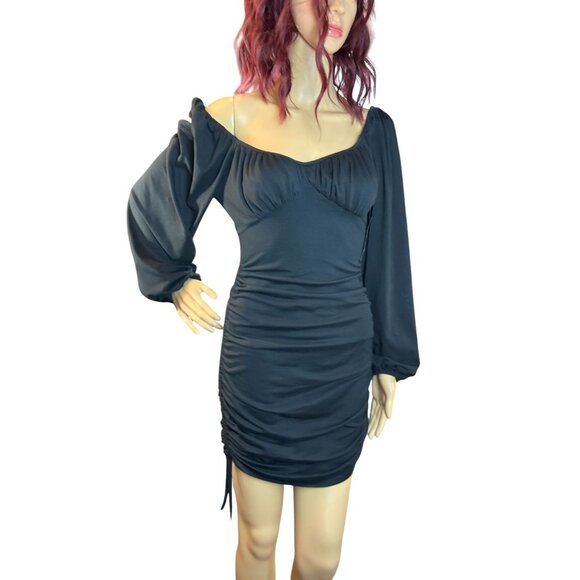 (6 for $25) Lantern Sleeve Ruched Mini Dress in Black Size Small - Picture 2 of 11